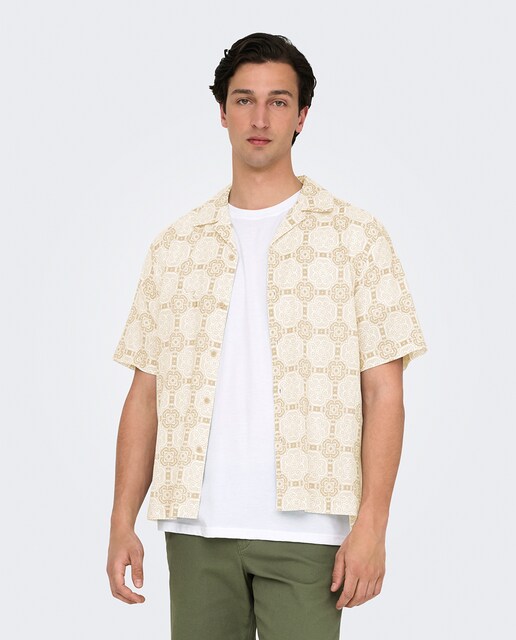 Imagen 0 de Camisa manga corta de hombre regular fit.