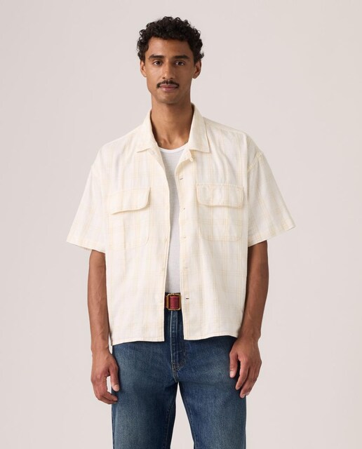Camisa crop de hombre de manga corta