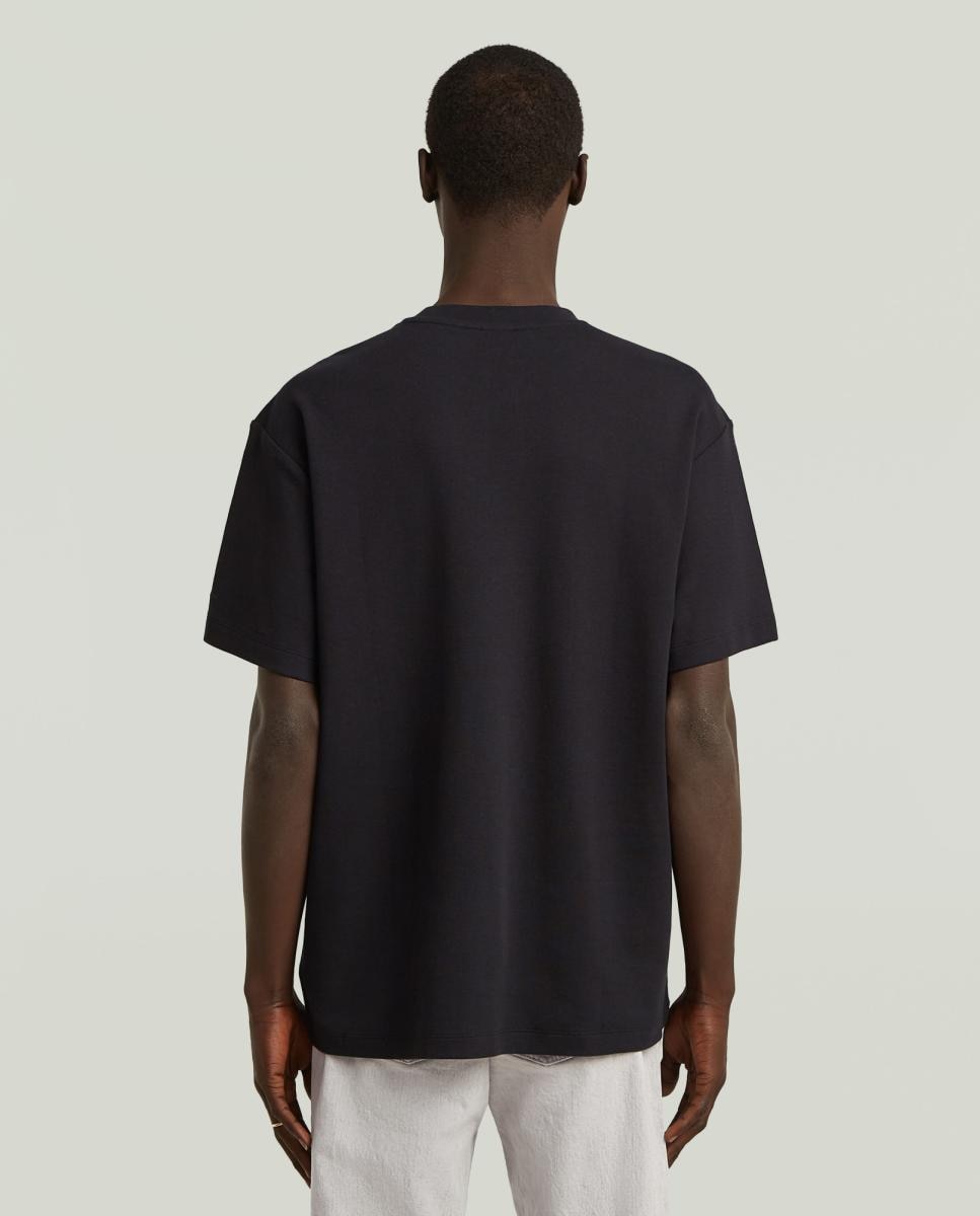 T-shirt de Corte Regular com Manga Curta Preto-2