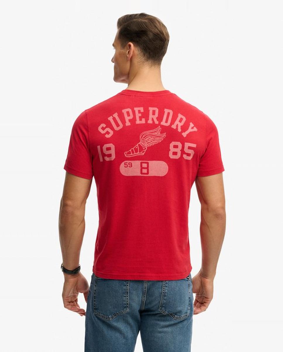 T-shirt Vintage Prep de Corte Relaxed com Bolso Vermelho-4