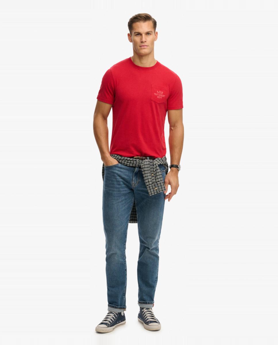 T-shirt Vintage Prep de Corte Relaxed com Bolso Vermelho-5