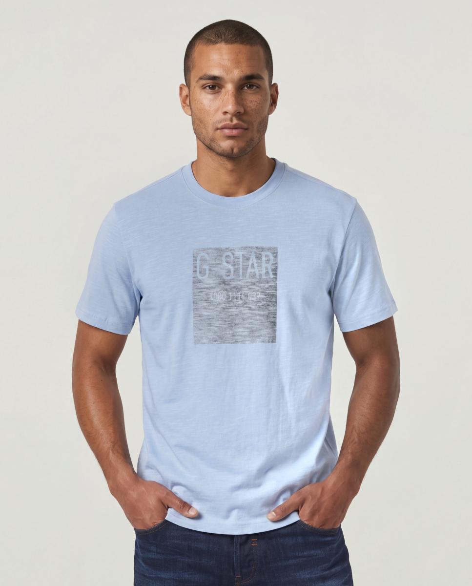 Imagen 0 de Camiseta de hombre de manga corta y corte recto Azul claro