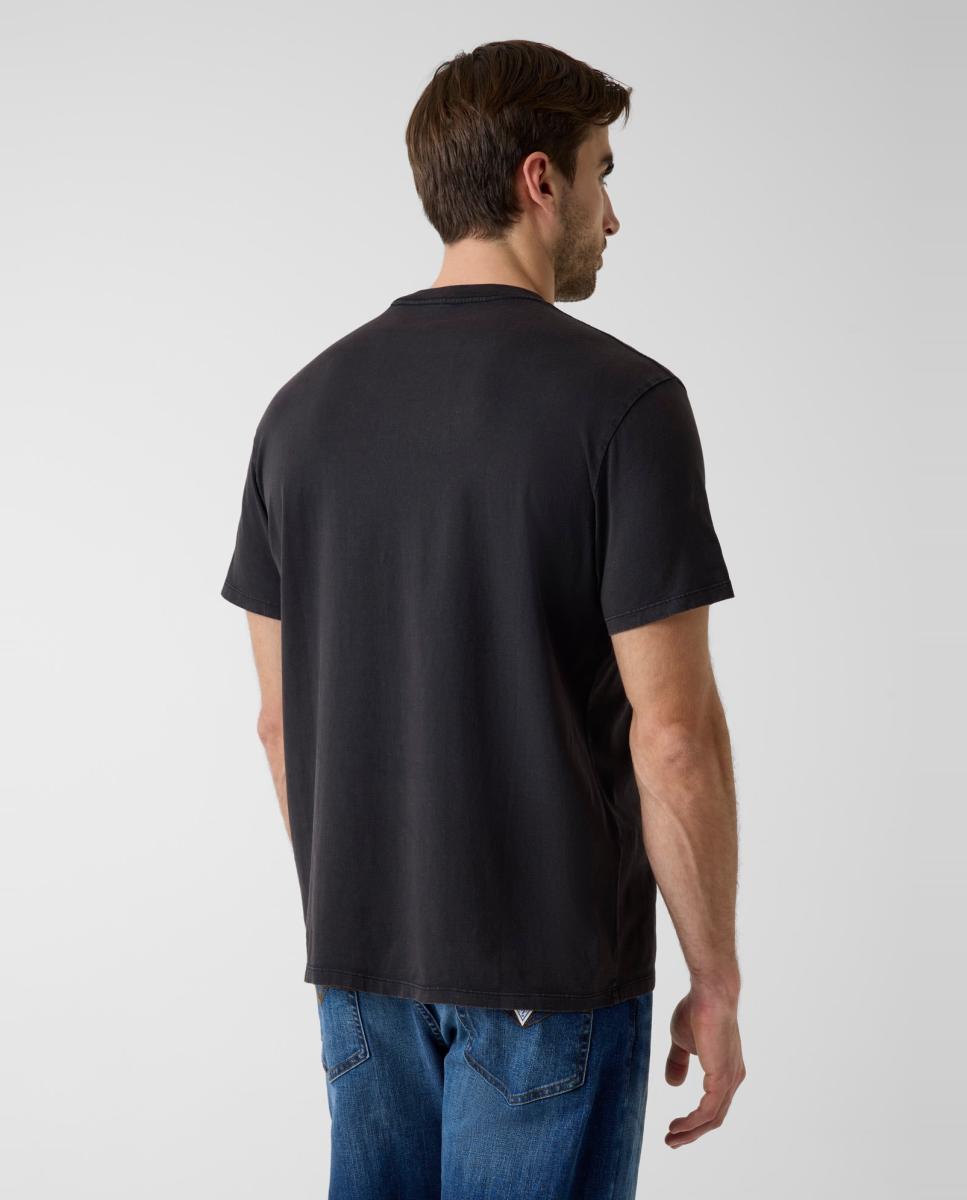 T-shirt com Manga Curta Preto-4