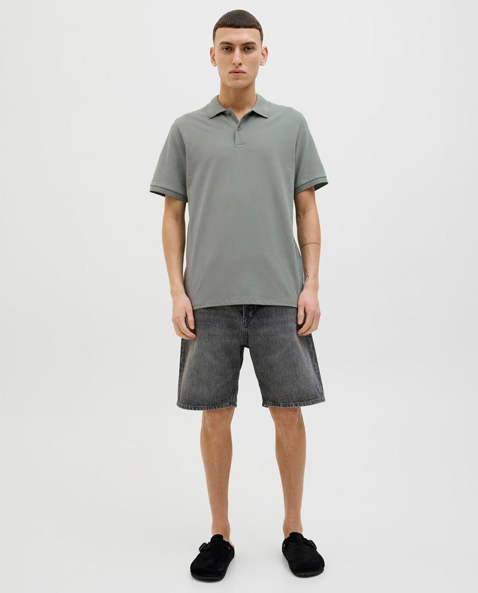Polo Liso com Manga Curta Verde-10