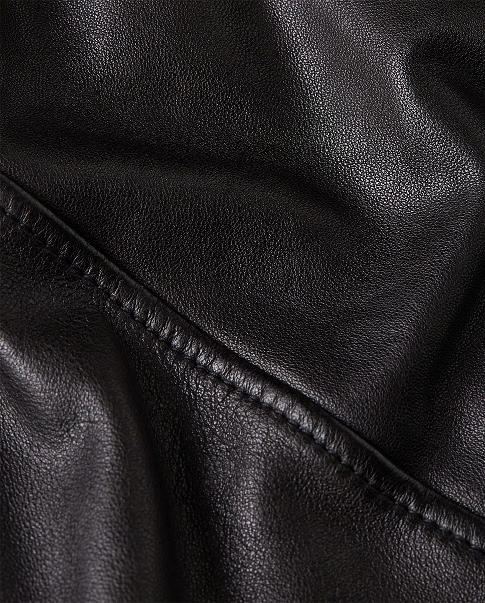 Blusão Estilo Biker de Couro Preto-5