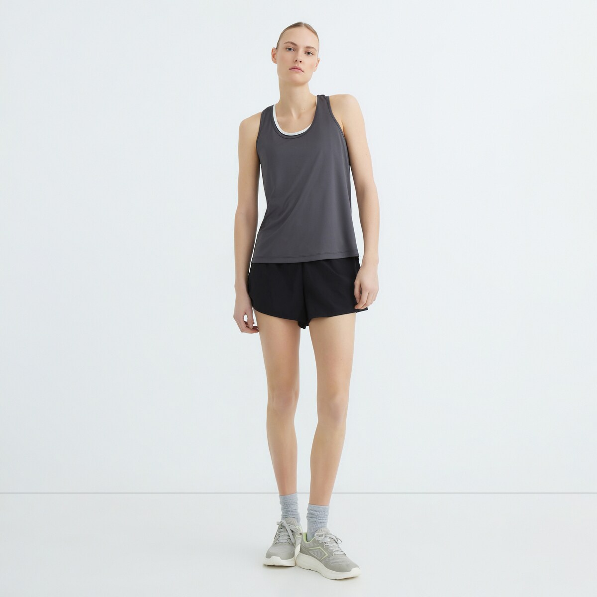 Camiseta tirantes mujer Negro-2