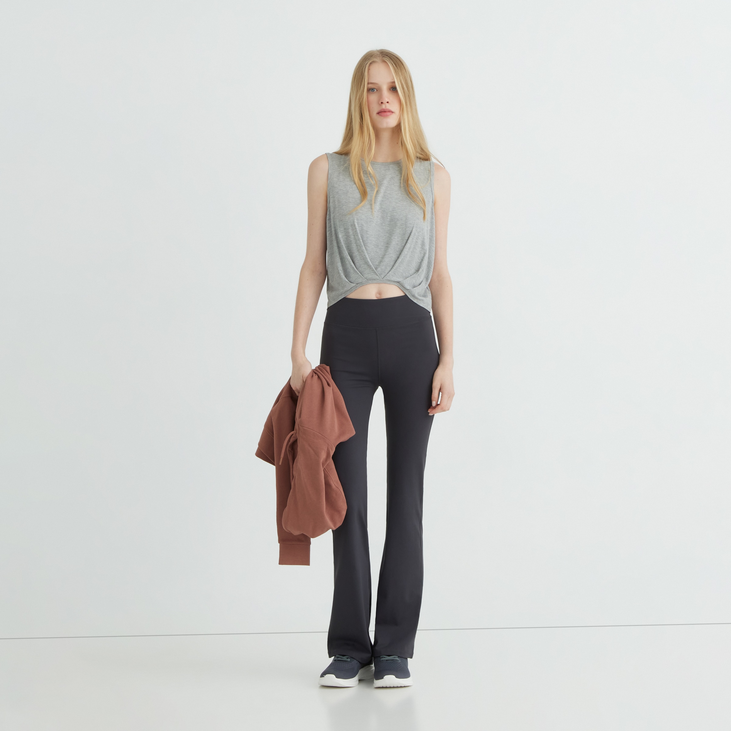 Camiseta modal nudo Gris-2