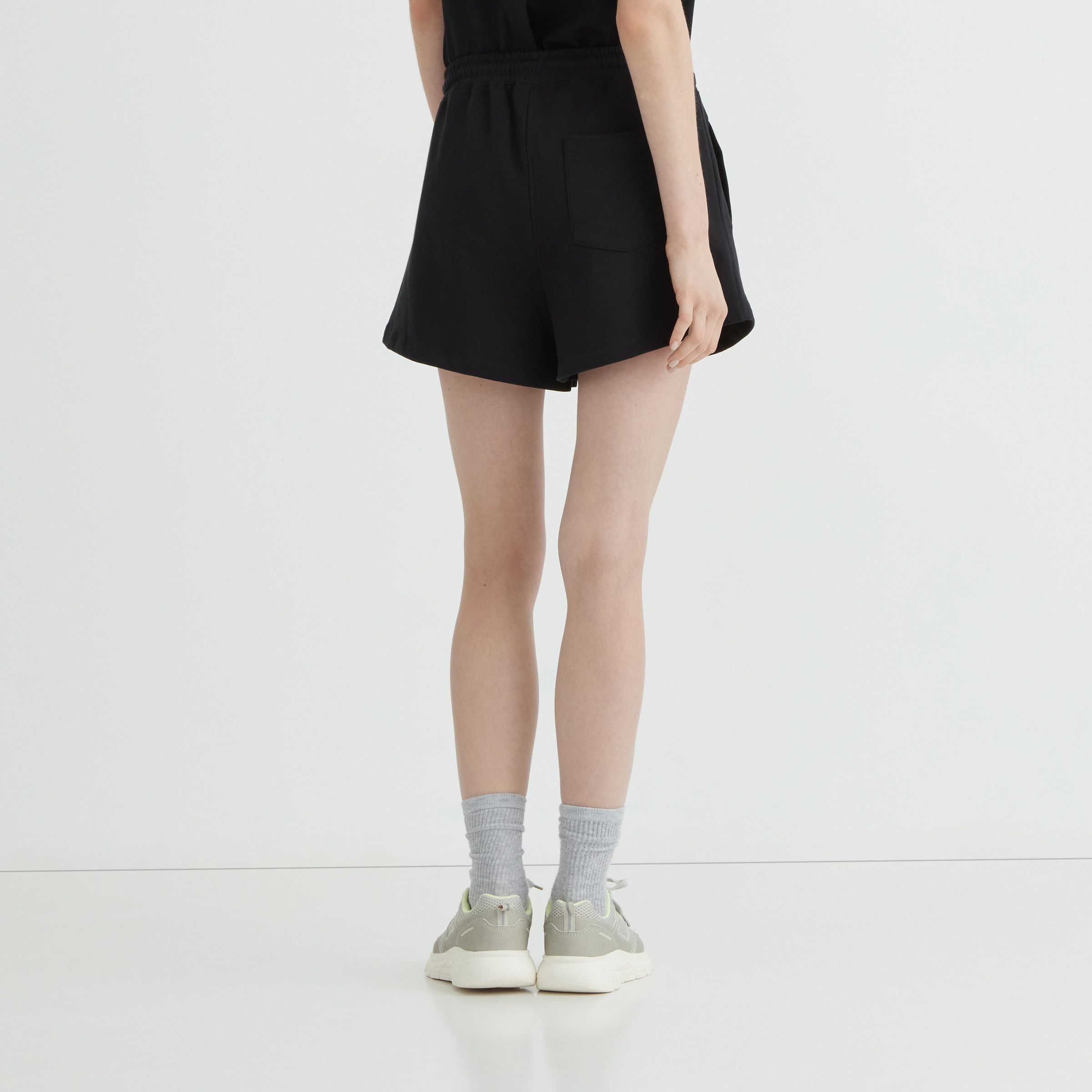 Pantalón corto terry mujer Negro-3