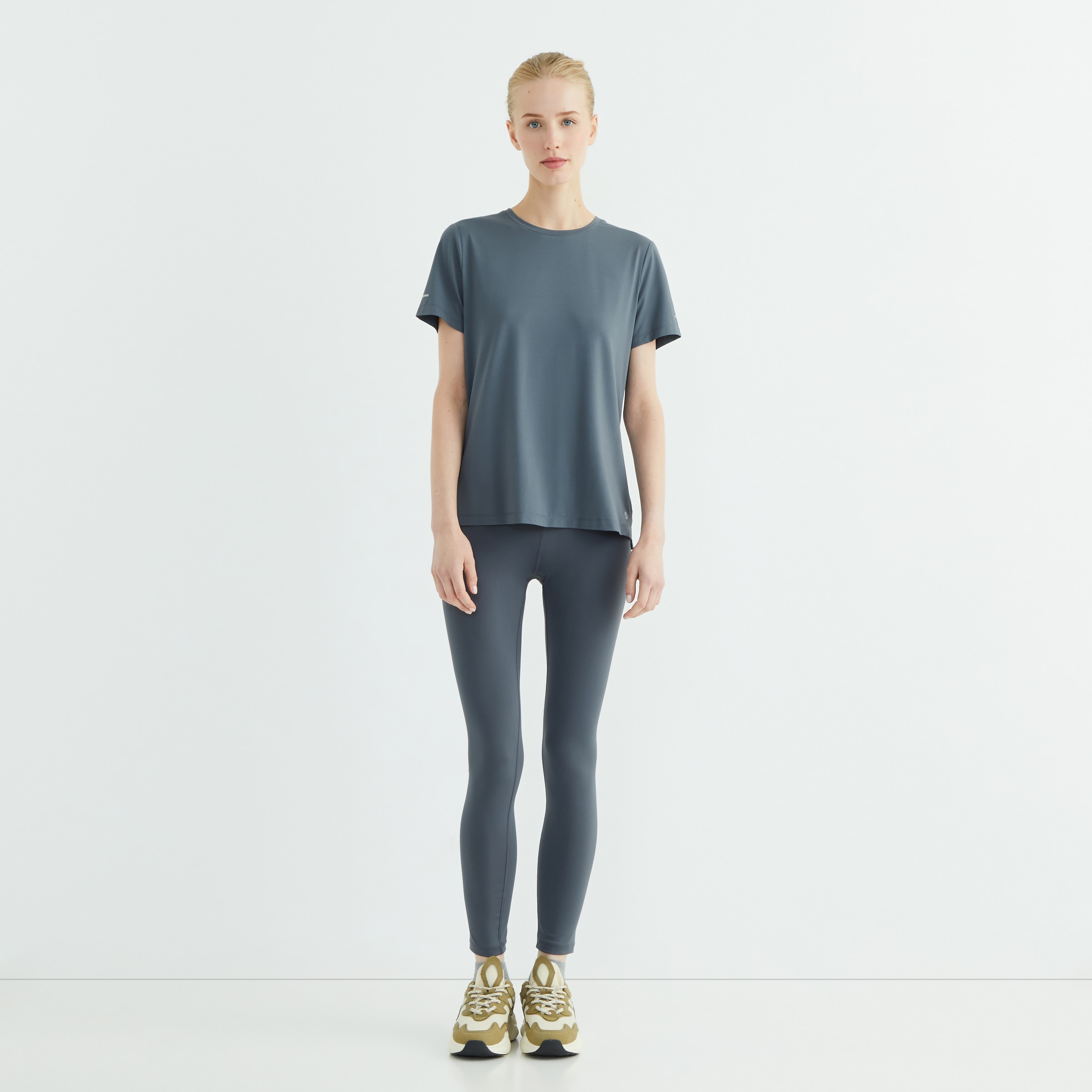 Camiseta Técnica Mujer Azul-2