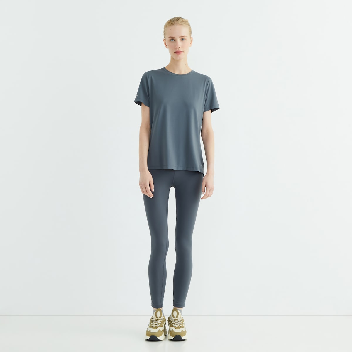 Camiseta Técnica Mujer Azul-2