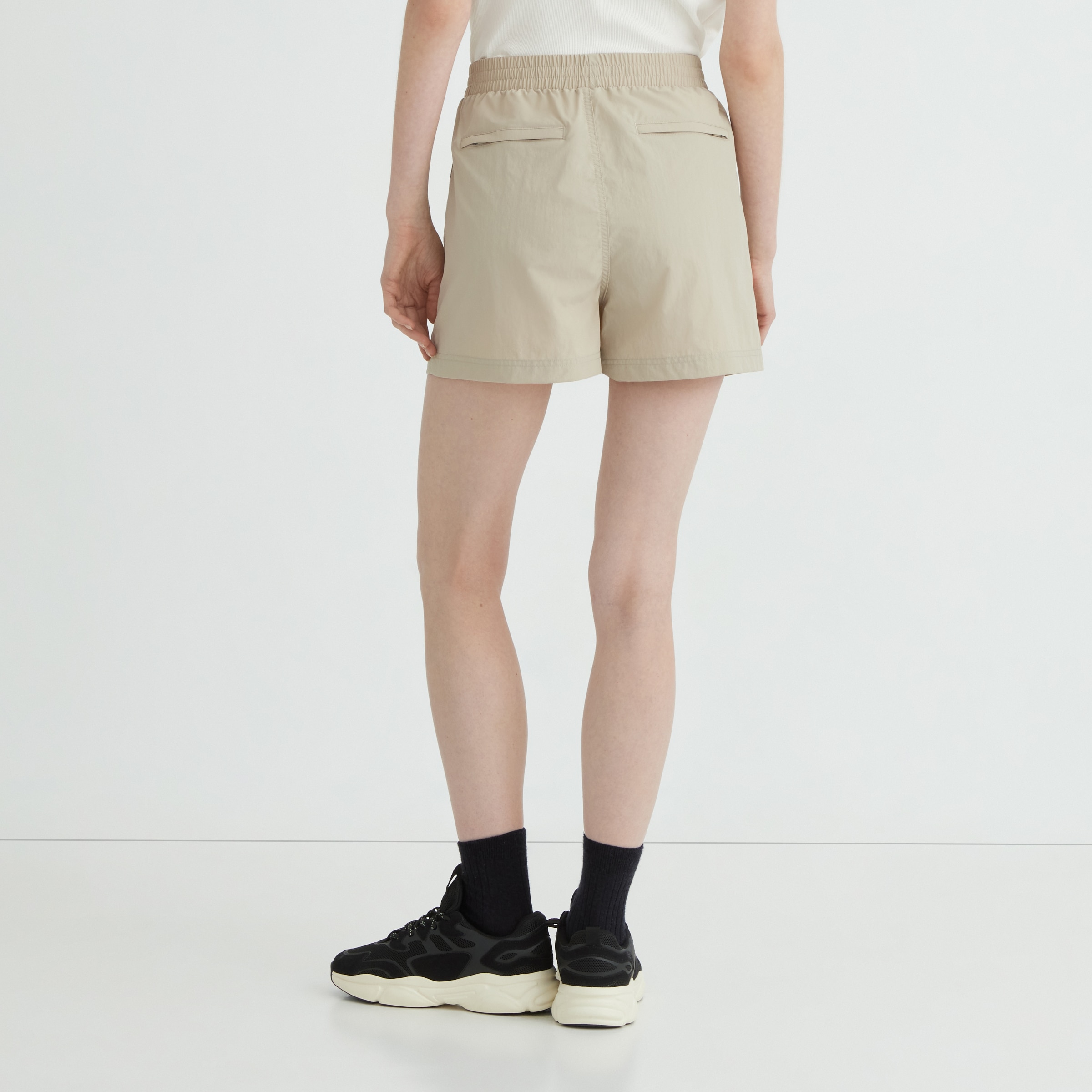 Pantalón corto senderismo mujer Crudo-3