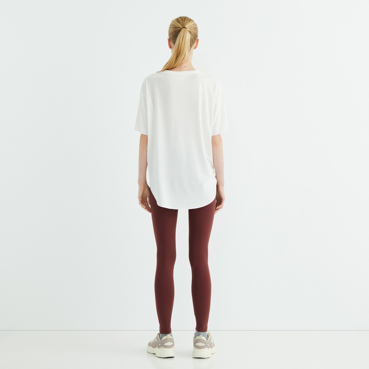 Malla Térmica Mujer Burdeos-3