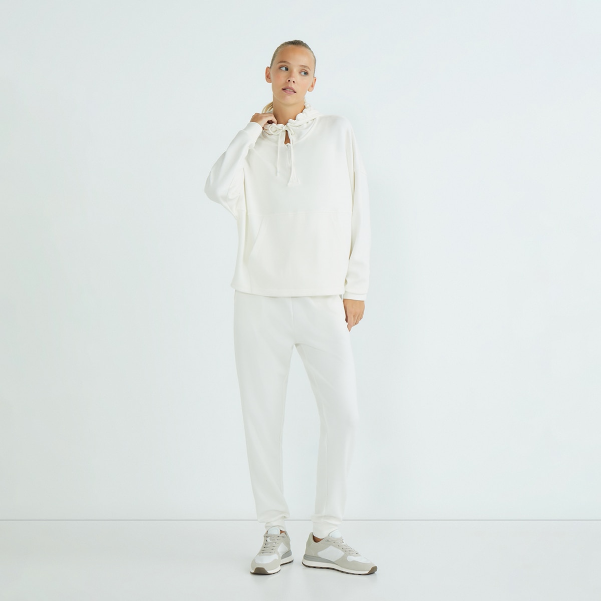 Imagen 0 de Pantalón jogger modal mujer