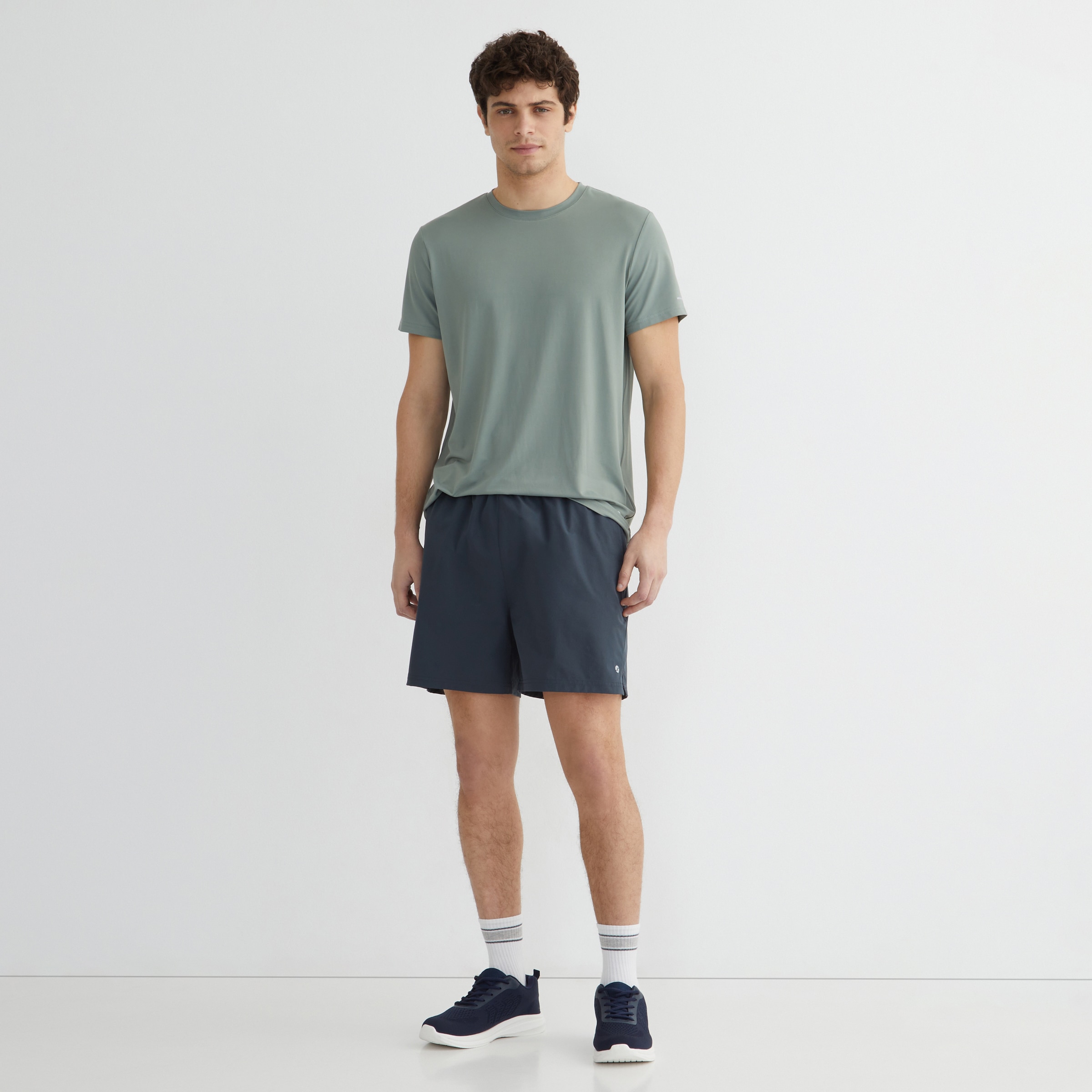 Imagen 0 de Pantalón corto básico hombre