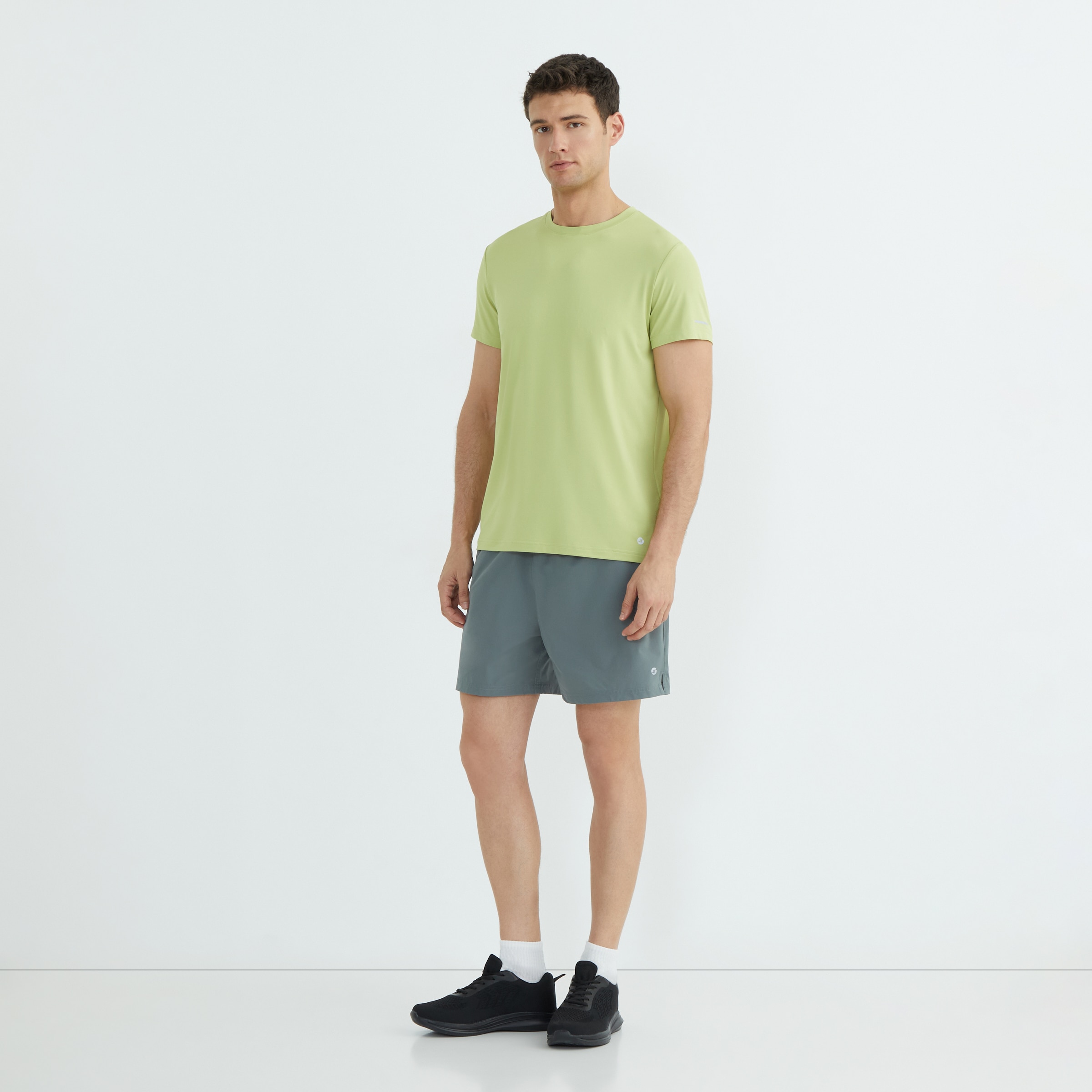 Imagen 0 de Pantalón Corto Básico Hombre