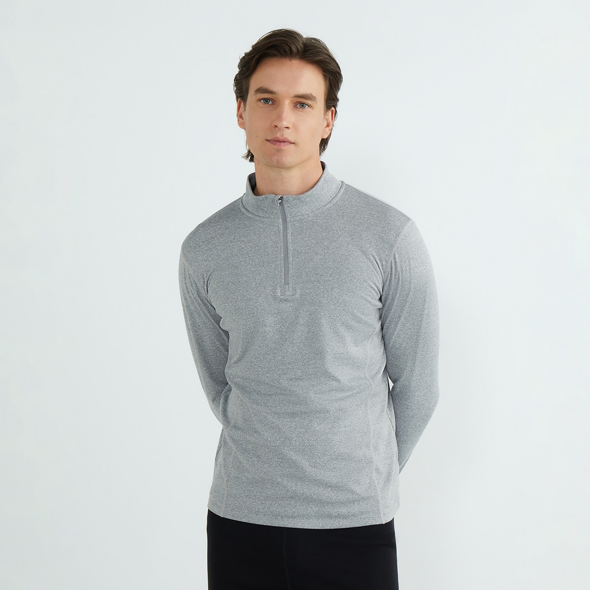 Imagen 0 de Camiseta térmica con media cremallera de hombre