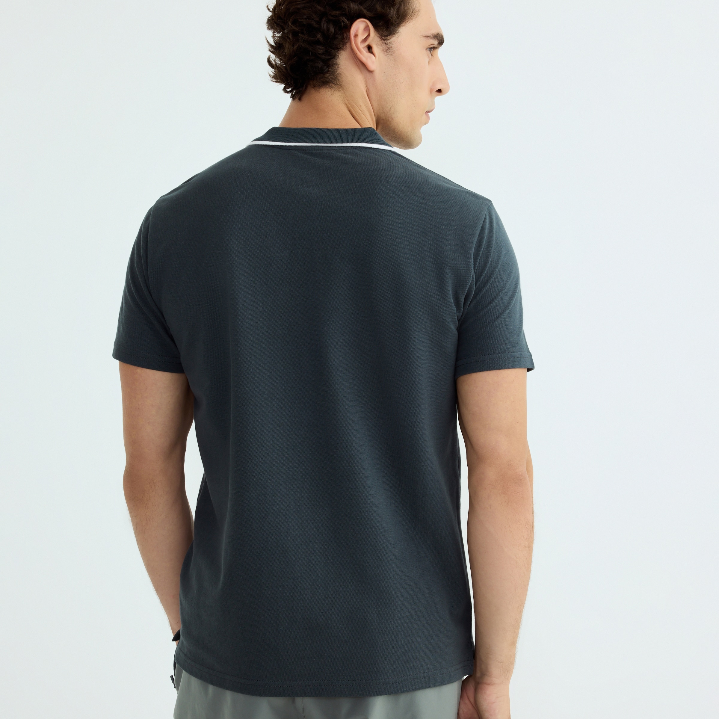 Polo Piqué Deportivo Hombre Verde-3