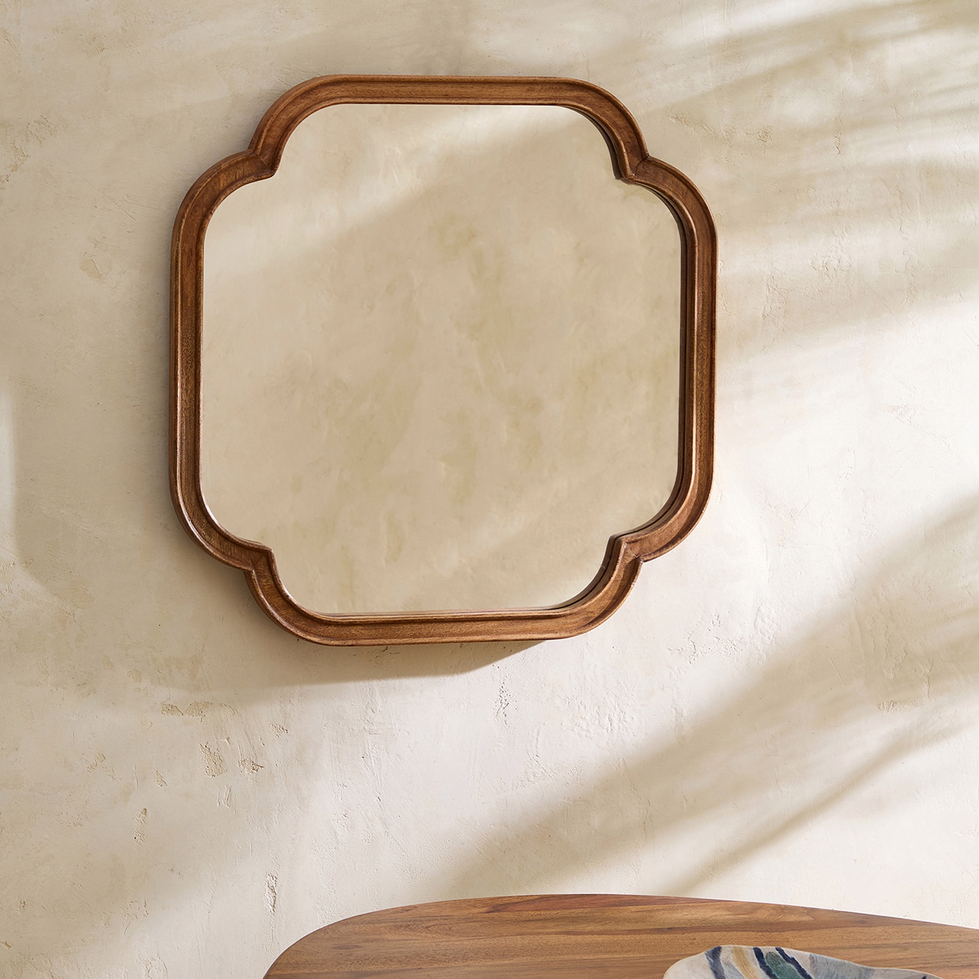 Imagem 0 de Espelho de Parede Quadrado de Madeira de Mangueira Bruno