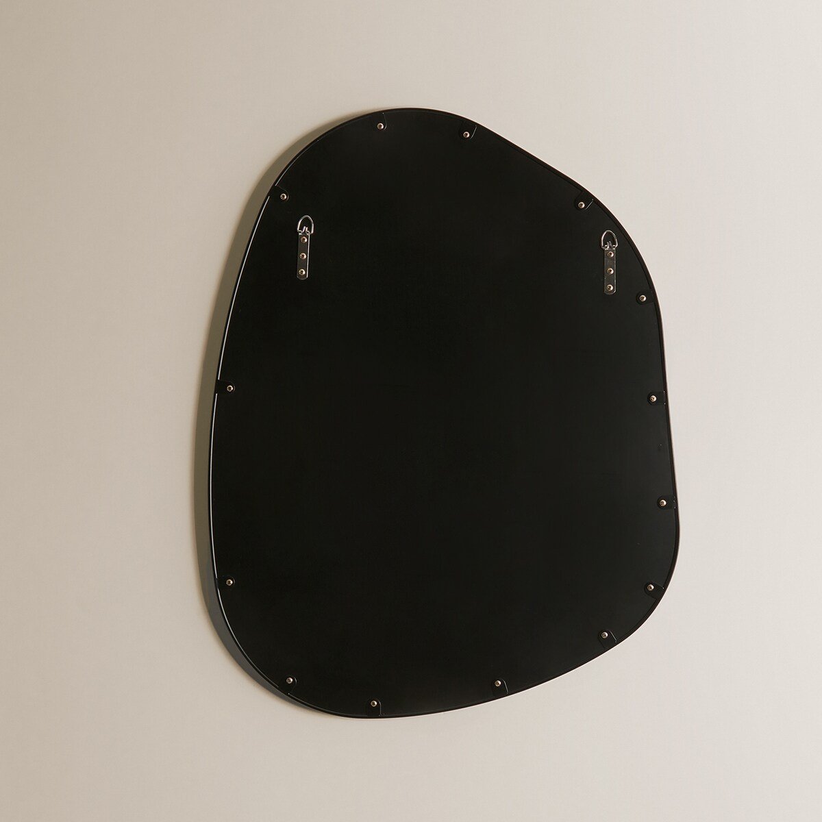 Espelho de Parede Irregular com Moldura de Aço Adele Room Preto-4