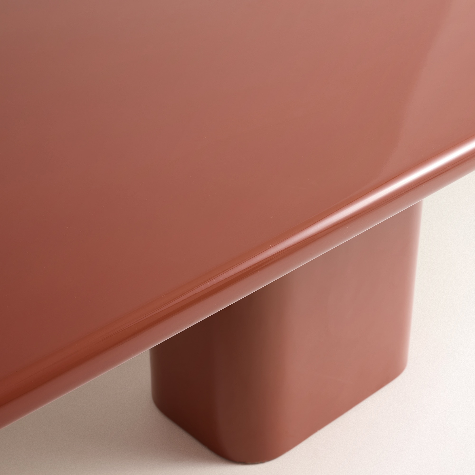 Mesa com Acabamento Lacado Mara Telha-5