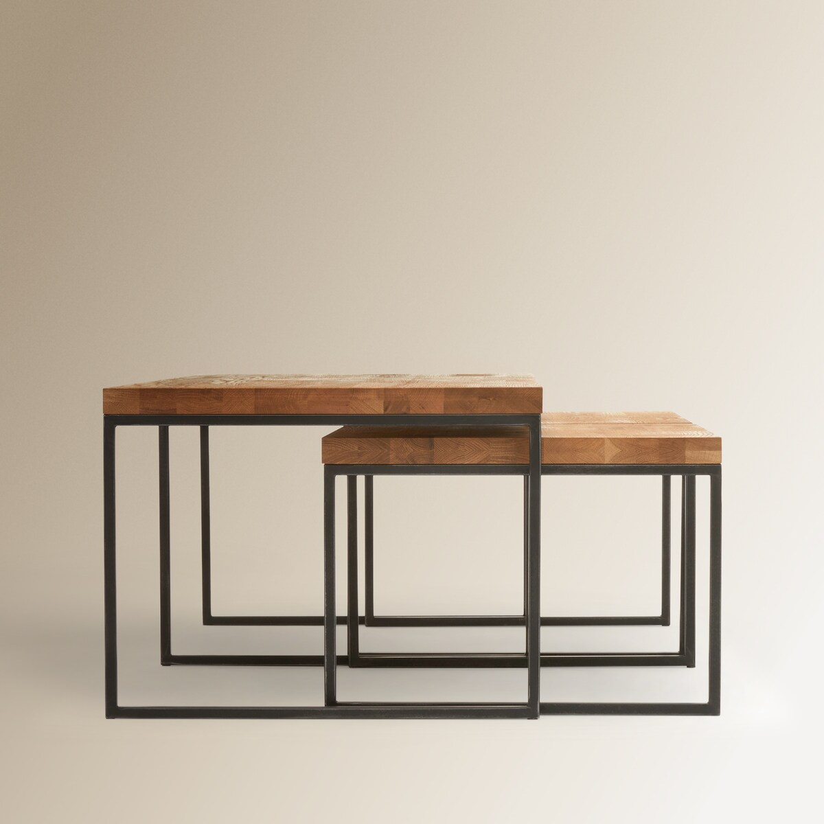 Conjunto de Mesa de Centro com 2 Auxiliares de Carvalho Calia Carvalho-4