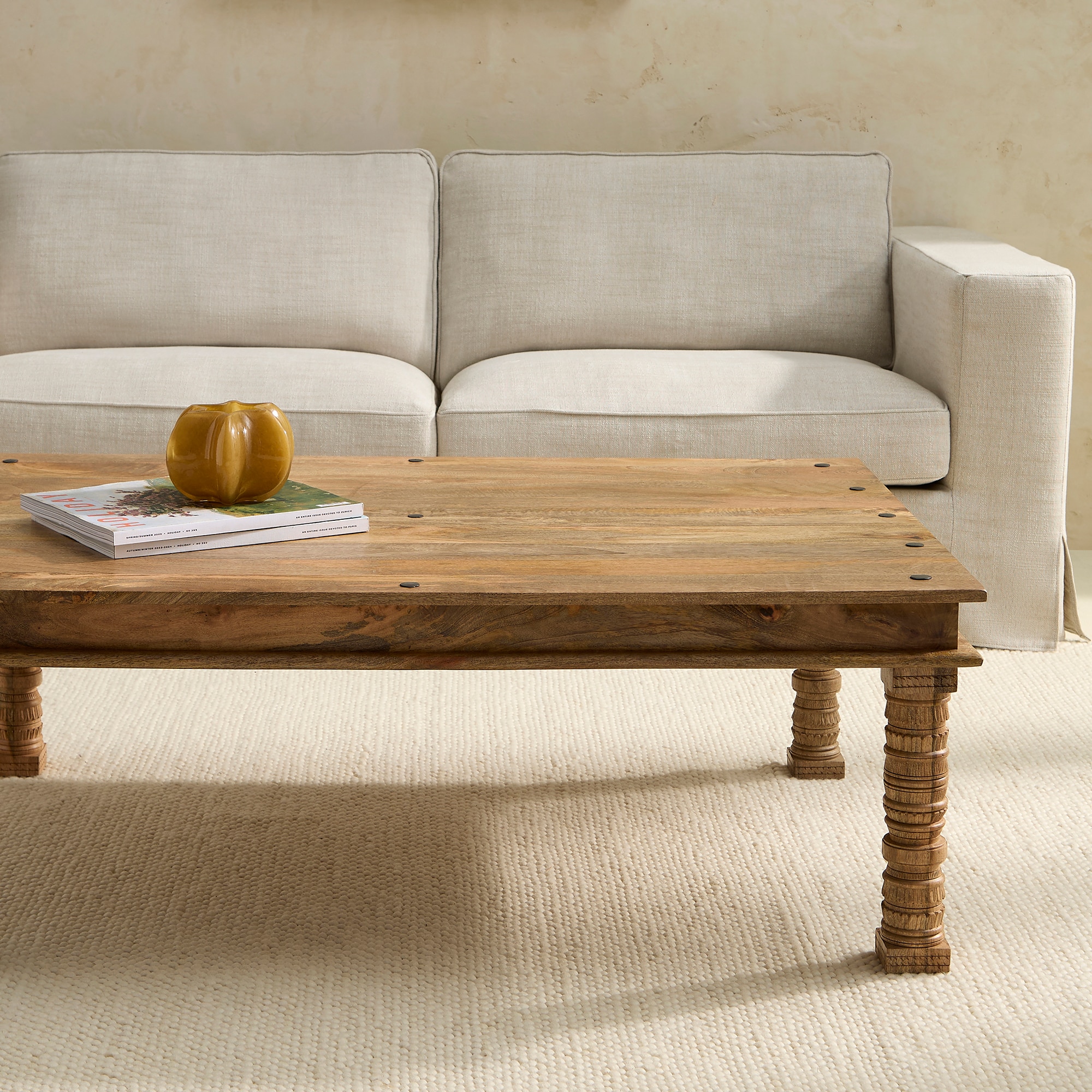 Imagem 0 de Mesa de Centro de Madeira de Mangueira Jaipur