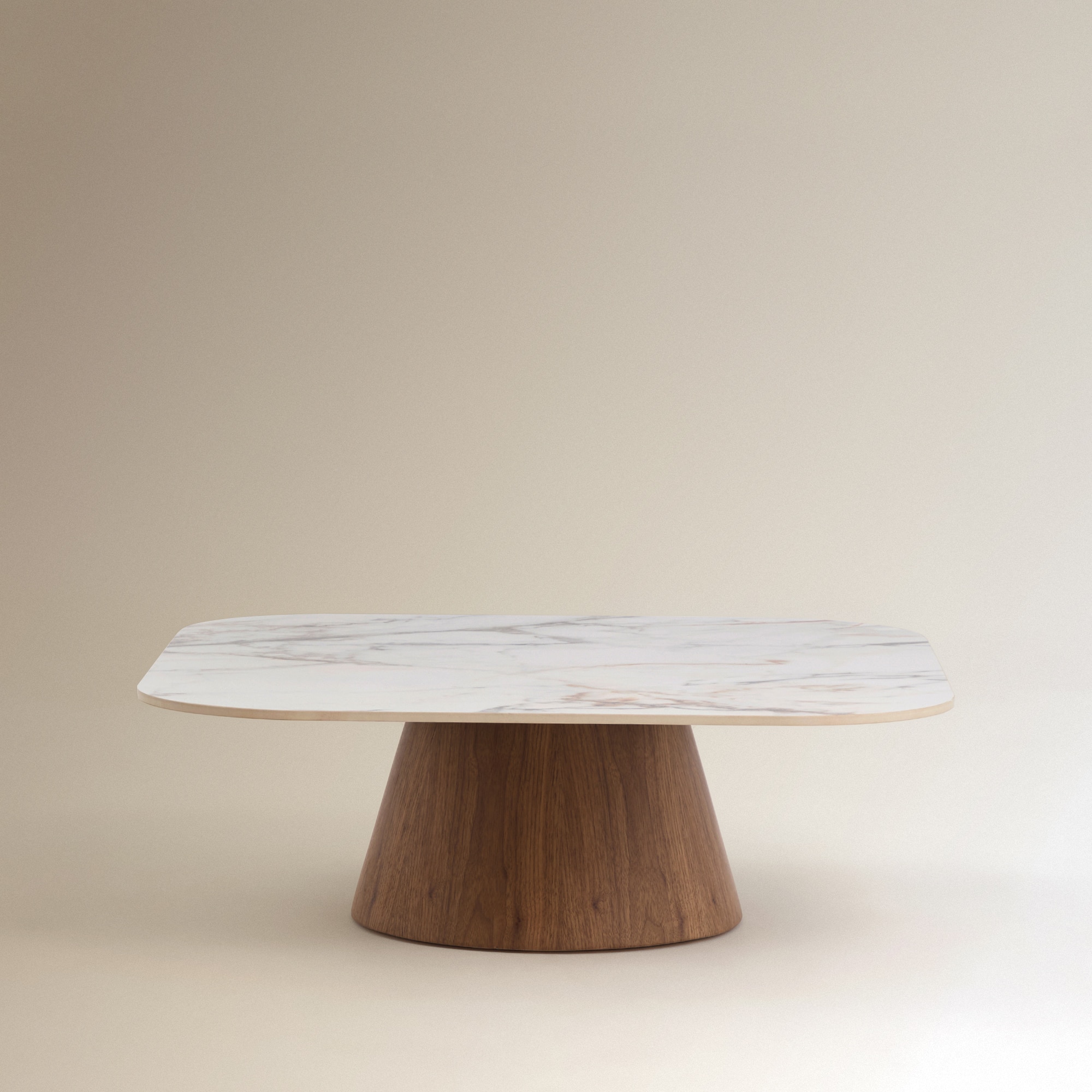 Mesa de Centro Baixa de Madeira de Nogueira Adami Nogueira-3