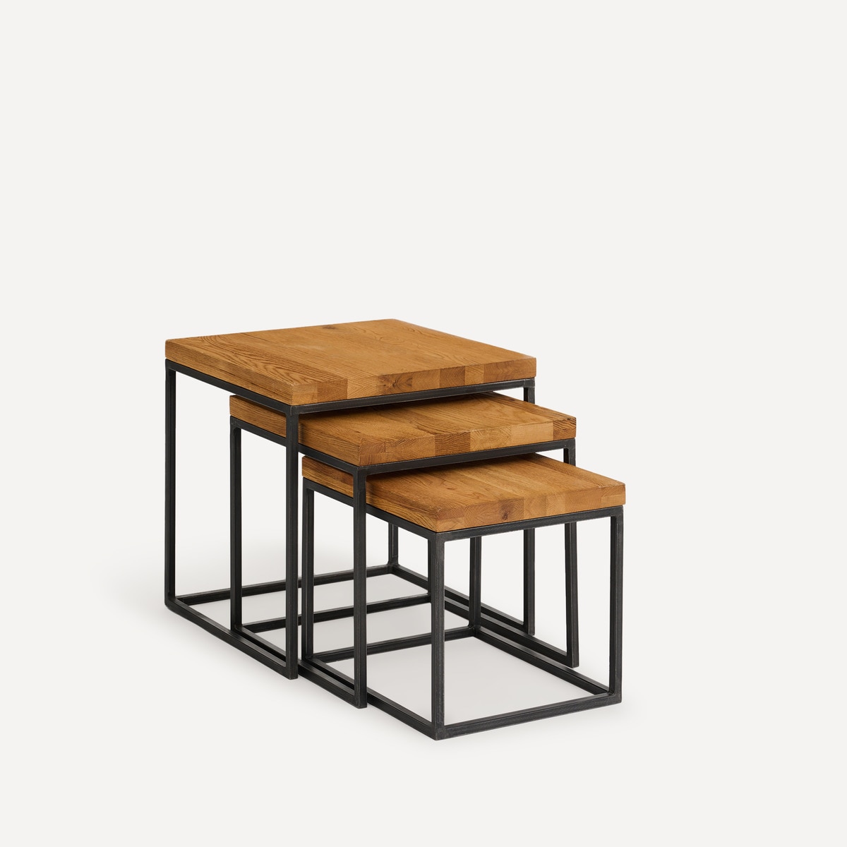 Imagem 0 de Conjunto de 3 mesas Auxiliares de Carvalho Calia