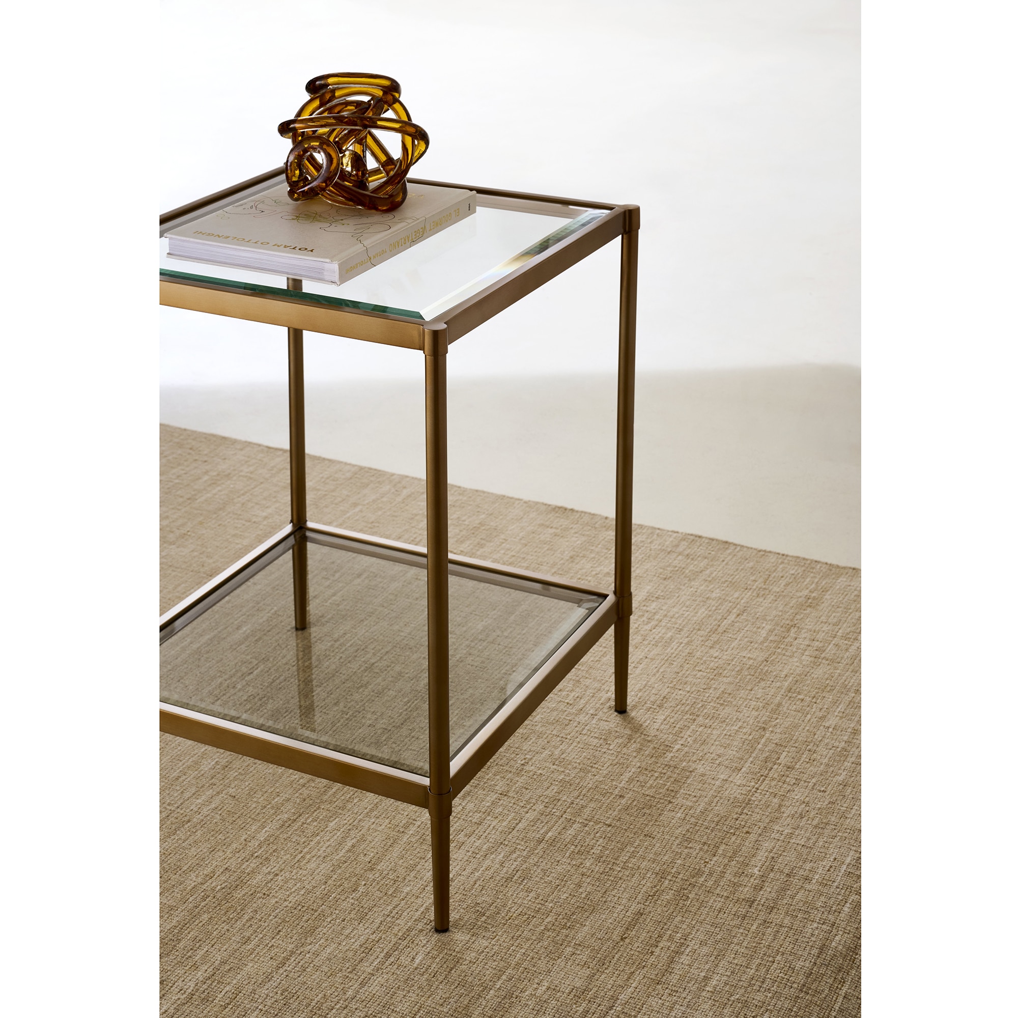 Mesa Auxiliar Marlon de Aço e Cristal Dourado-6