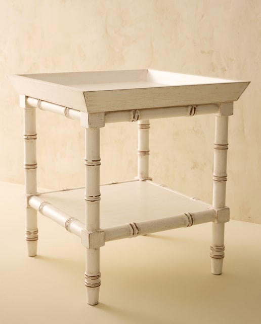 Imagem 0 de Mesa Auxiliar de Madeira de Pinho Bamboo