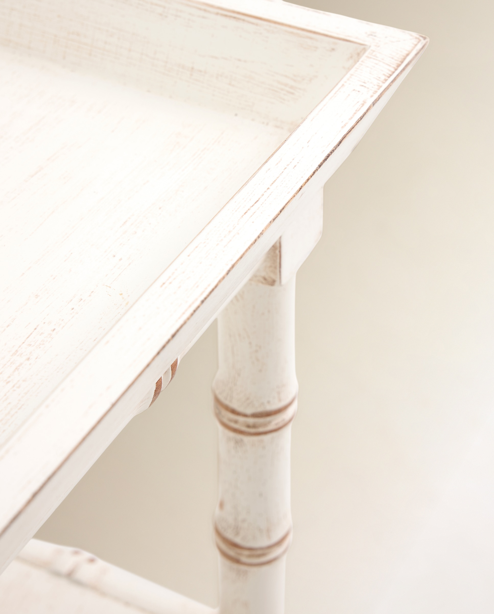 Mesa Auxiliar de Madeira de Pinho Bamboo Branco-4