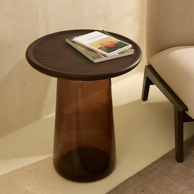 Imagem 0 de Mesa Auxiliar de Vidro e Madeira de Nogueira Tampere