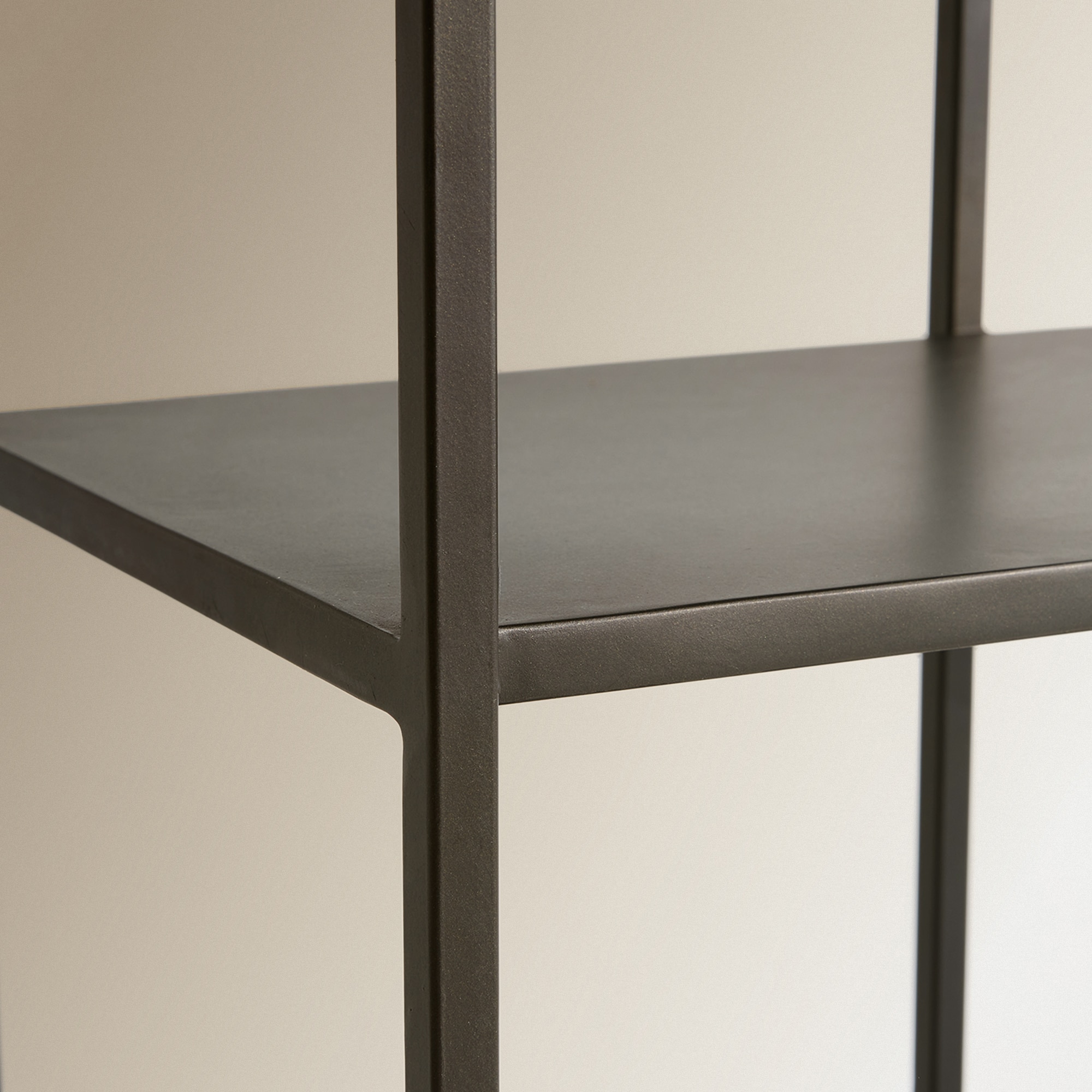 Estante de Ferro Murray Preto-6