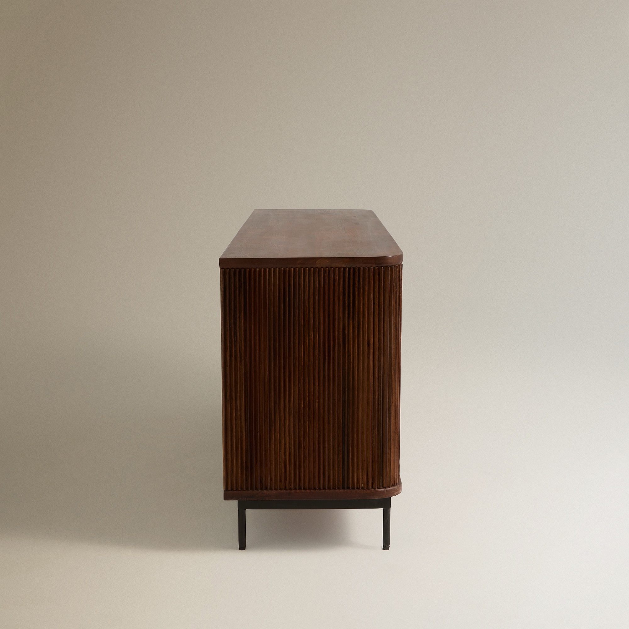 Aparador de Mangueira Curve Room Castanho-4