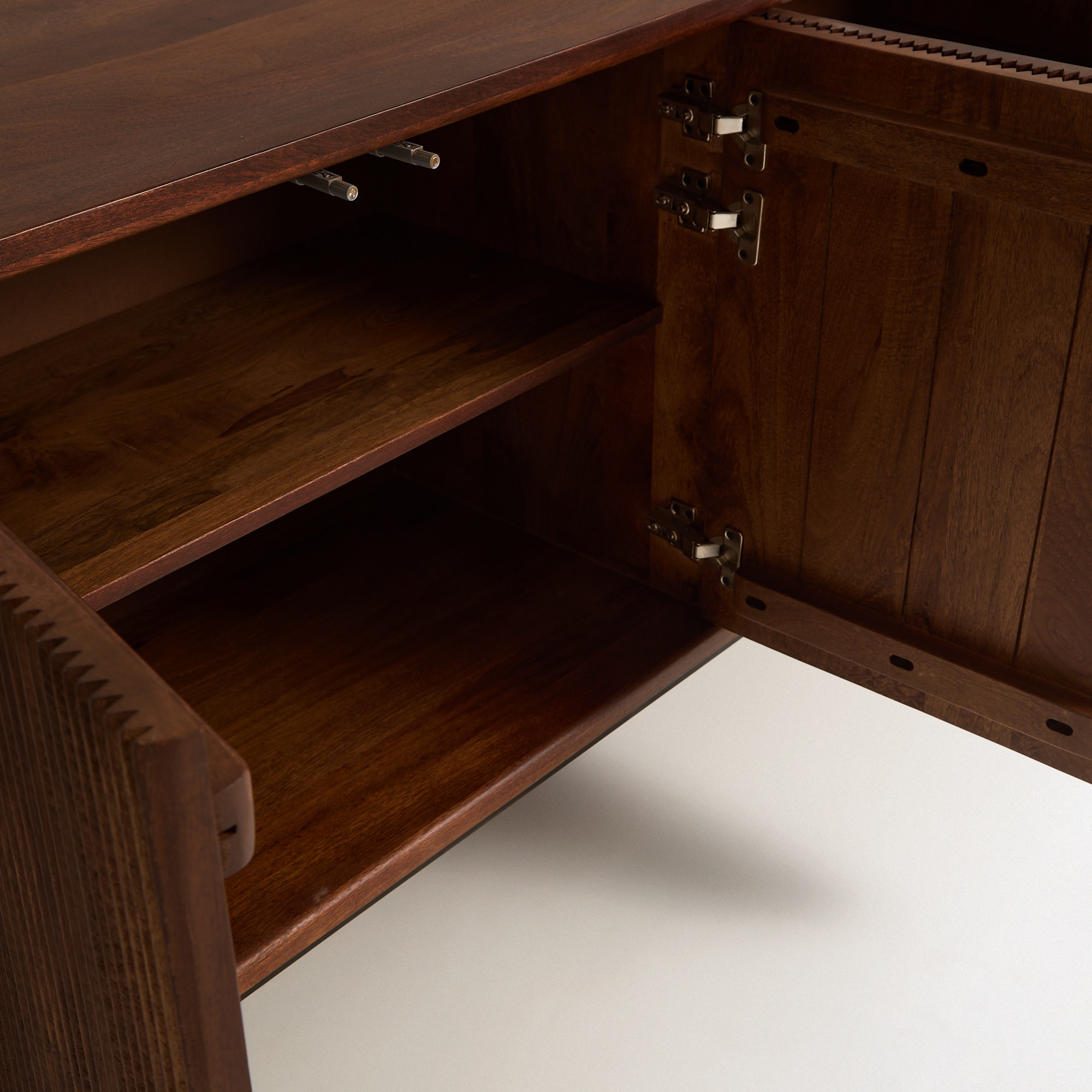 Aparador de Mangueira Curve Room Castanho-6