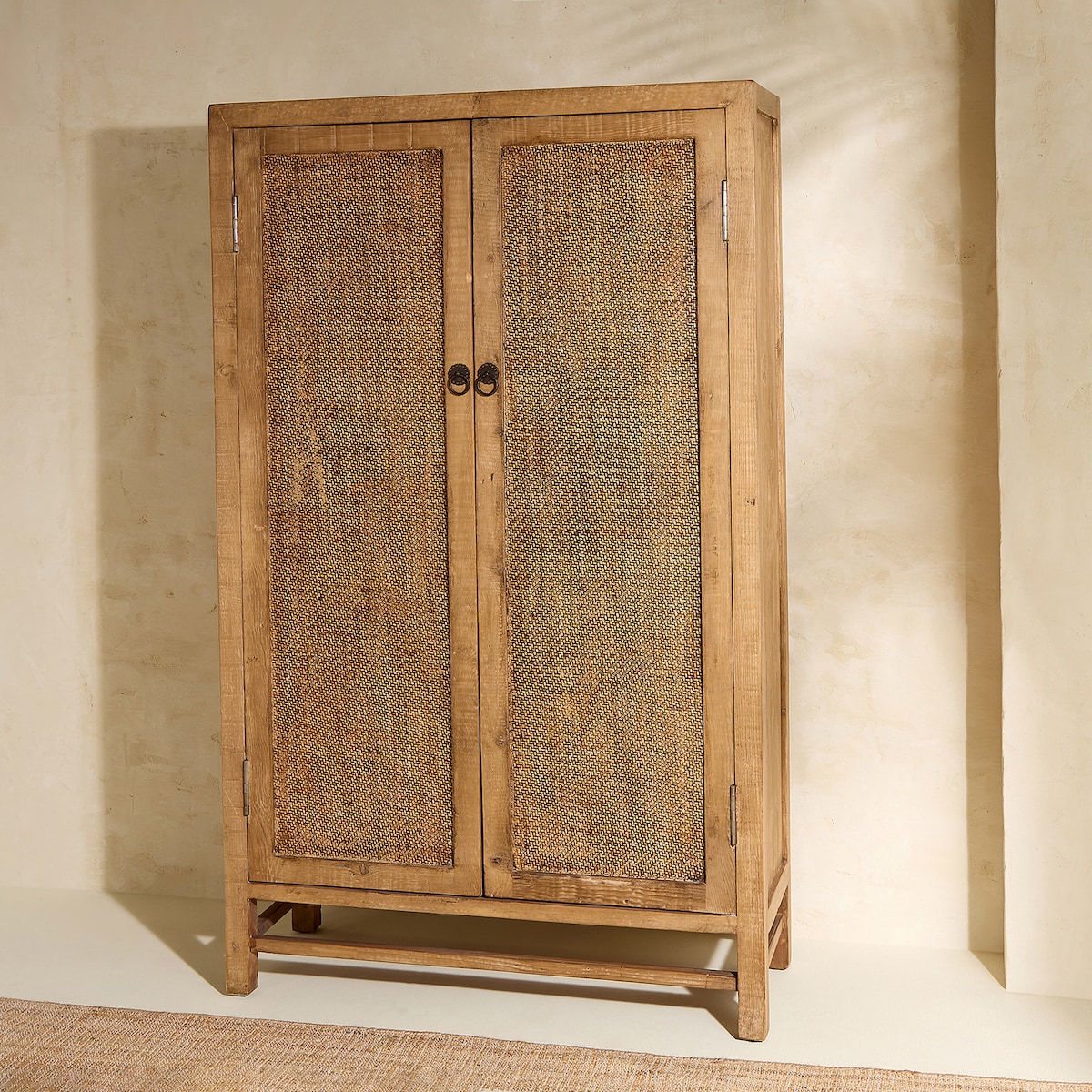 Armário de Pinho Reciclado Manado Natural-1