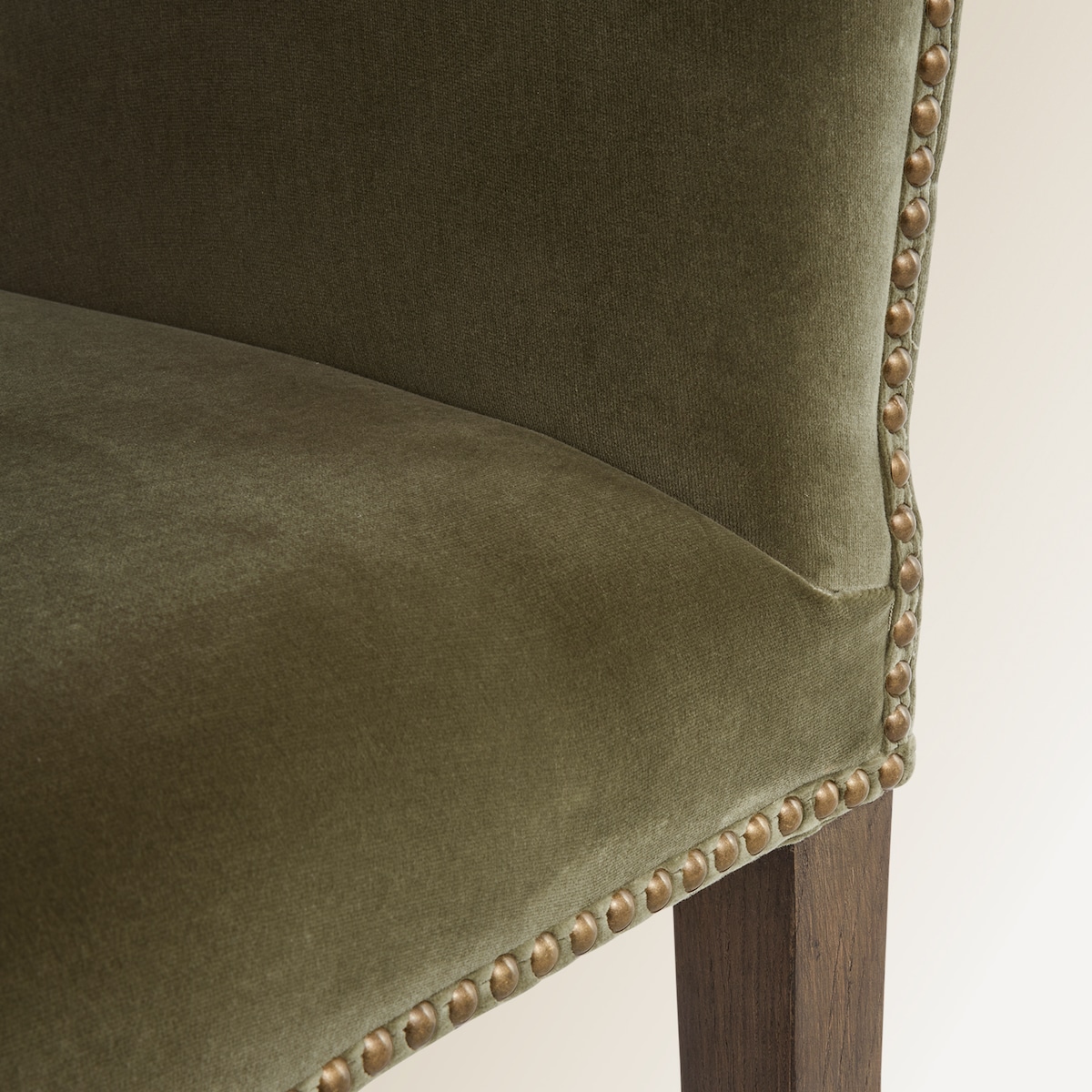 Cadeira Estofada em Veludo Grace Verde-5