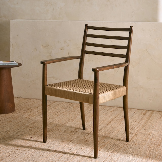 Imagen 0 de Sillón de madera de nogal y ratán Budy