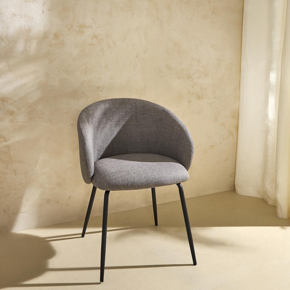 Imagen 1 de Silla tapizada Paula Beige