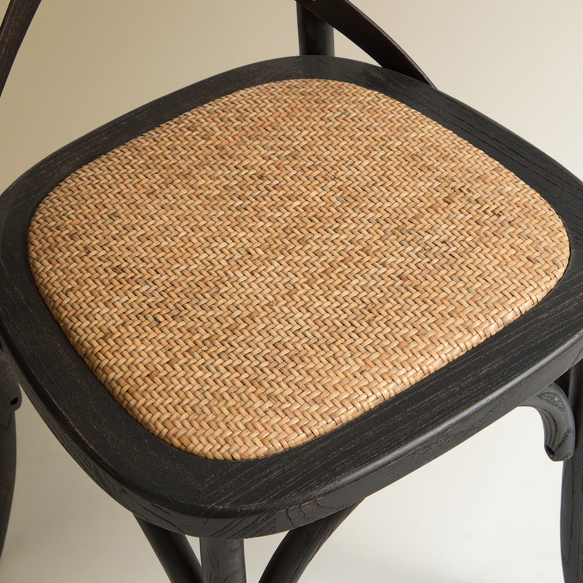 Cadeira de Madeira de Carvalho Aspa Preto-5