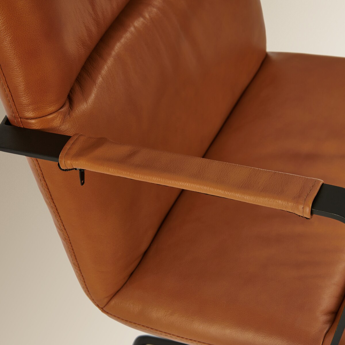 Cadeira de secretária em pele Uma Castanho-6