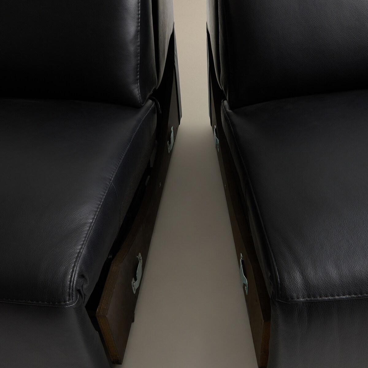 Sofá de 3 Lugares em Pele com 2 Assentos de Relax Elétricos Oporto Preto-10