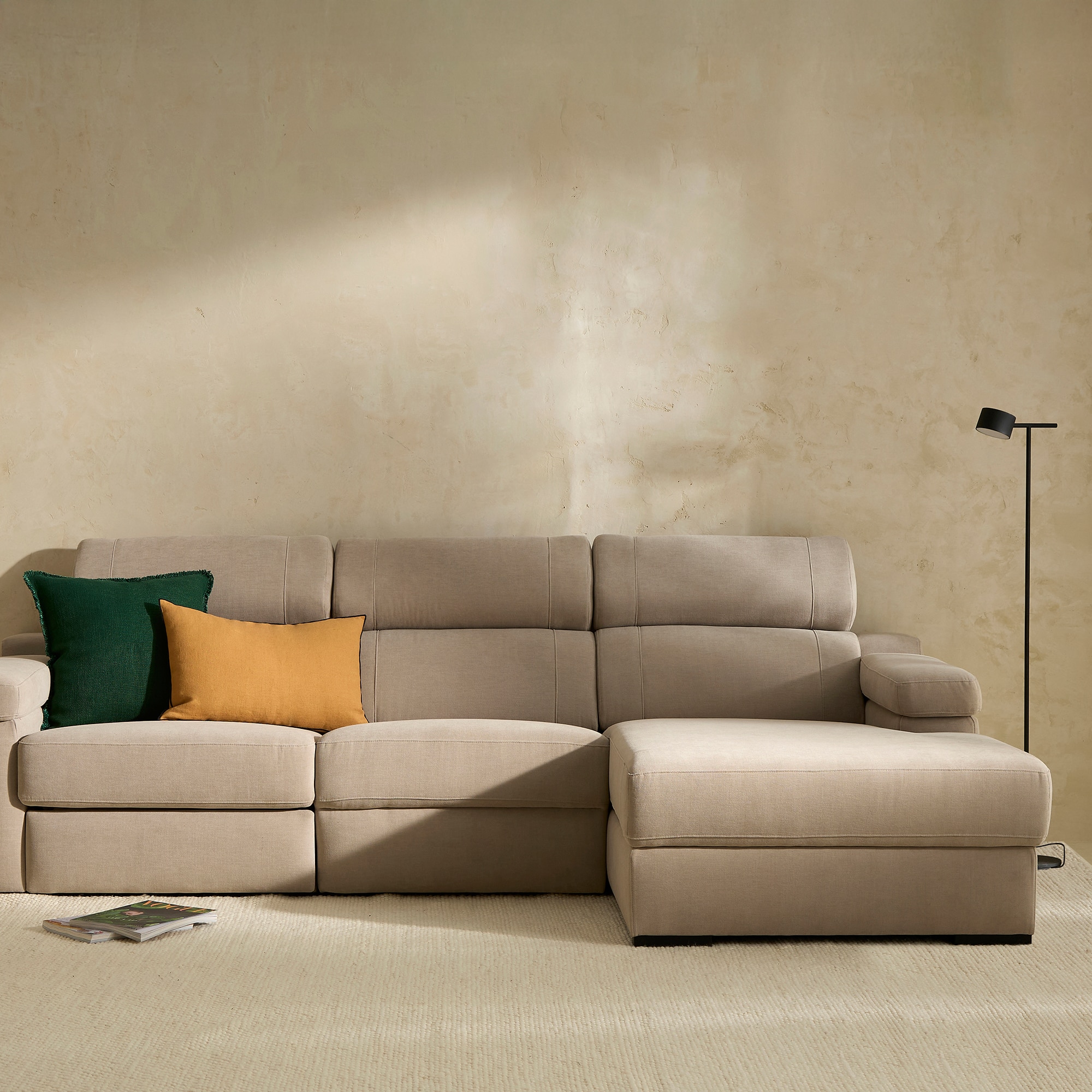 Imagem 0 de Sofá de 3 Lugares com Chaise Longue Direita e um Assento Relax Elétrico City