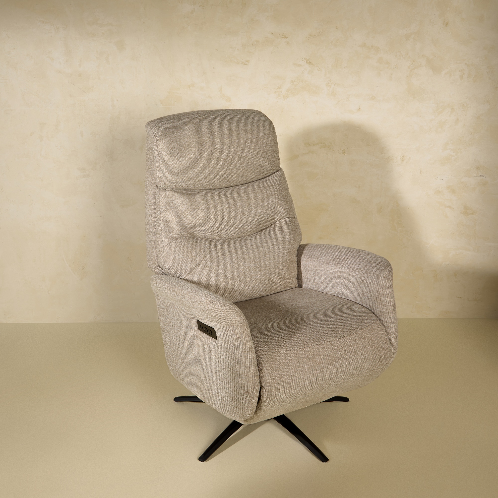 Imagem 0 de Cadeira de Relax Elétrico com 2 Motores Escape