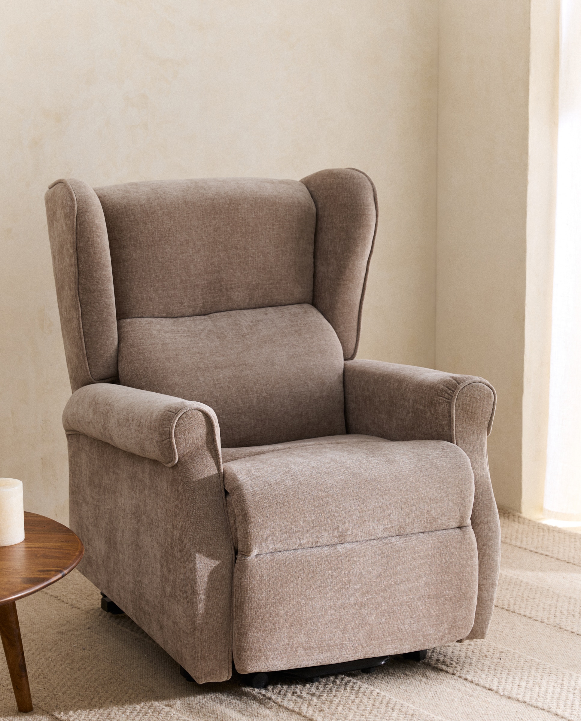 Imagen 0 de Sillón relax eléctrico con Power Lift Meira Marrón