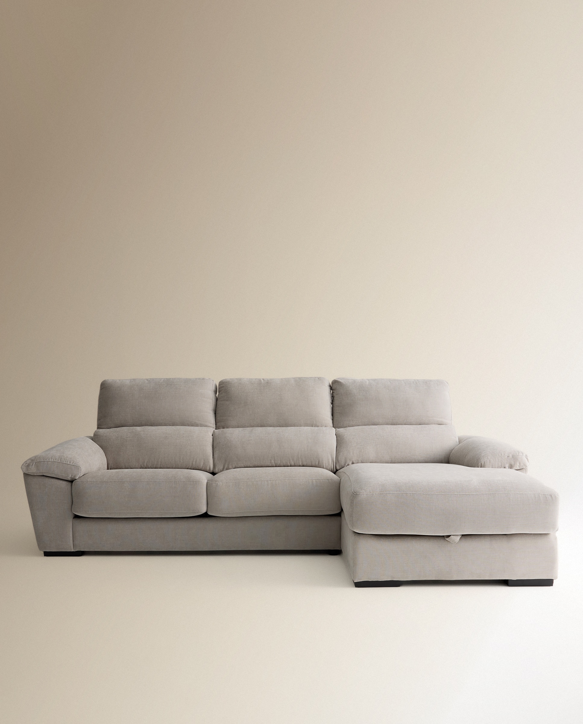 Sofá estofado de 3 lugares com assentos deslizantes e chaise longue direita com arca Cloud Cinzento-claro-3