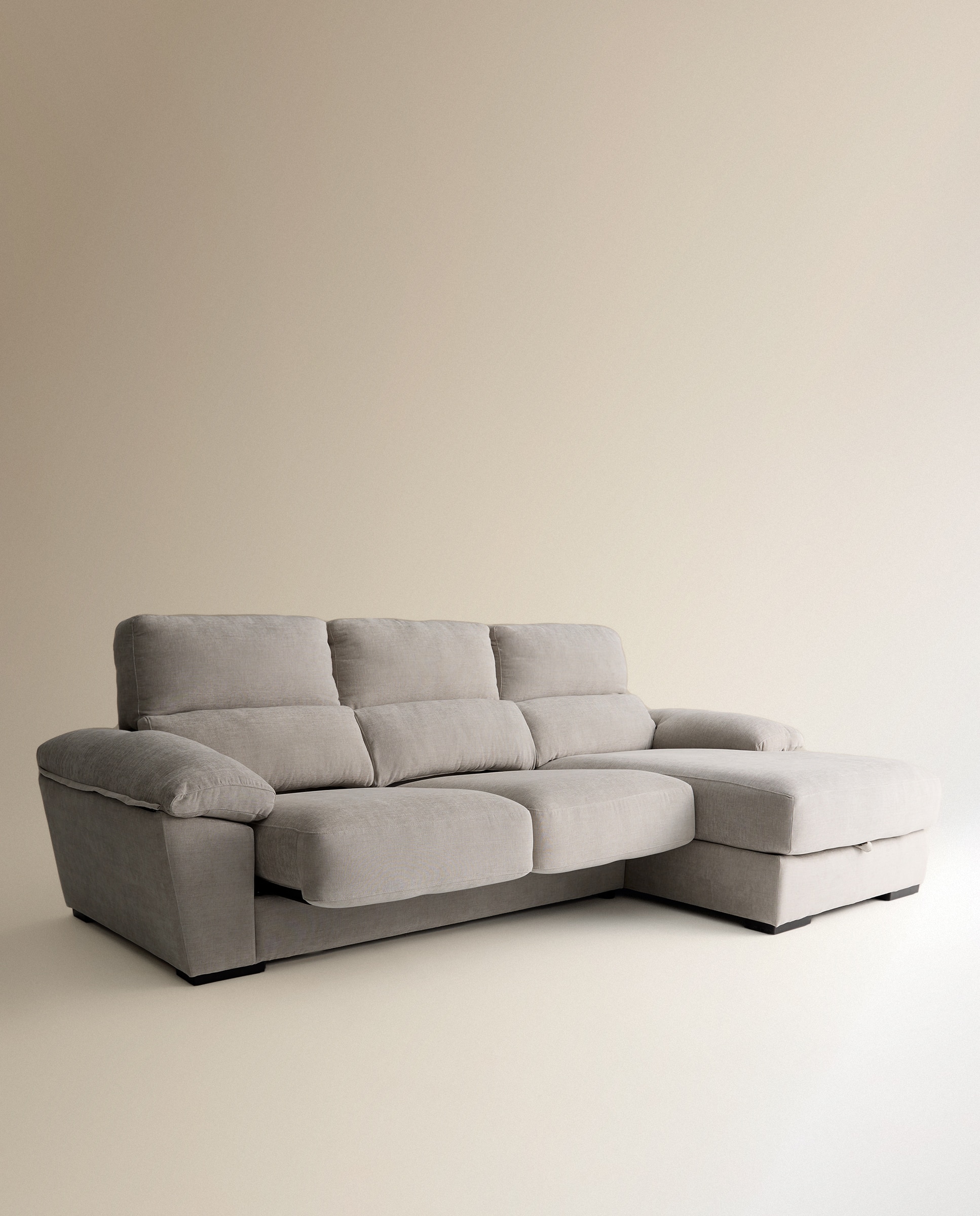 Sofá estofado de 3 lugares com assentos deslizantes e chaise longue direita com arca Cloud Cinzento-claro-6
