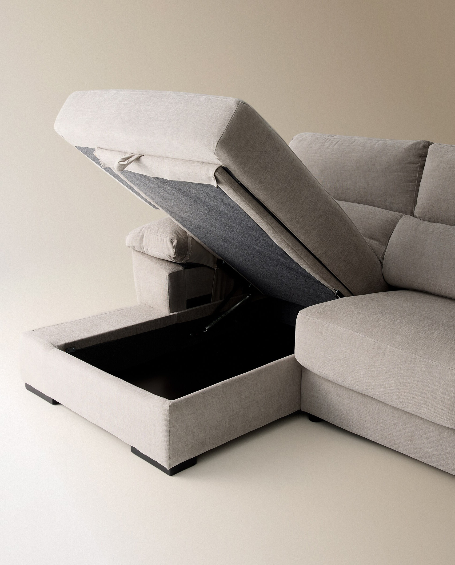 Sofá estofado de 3 lugares com assentos deslizantes e chaise longue esquerda com arca Cloud Cinzento-claro-9
