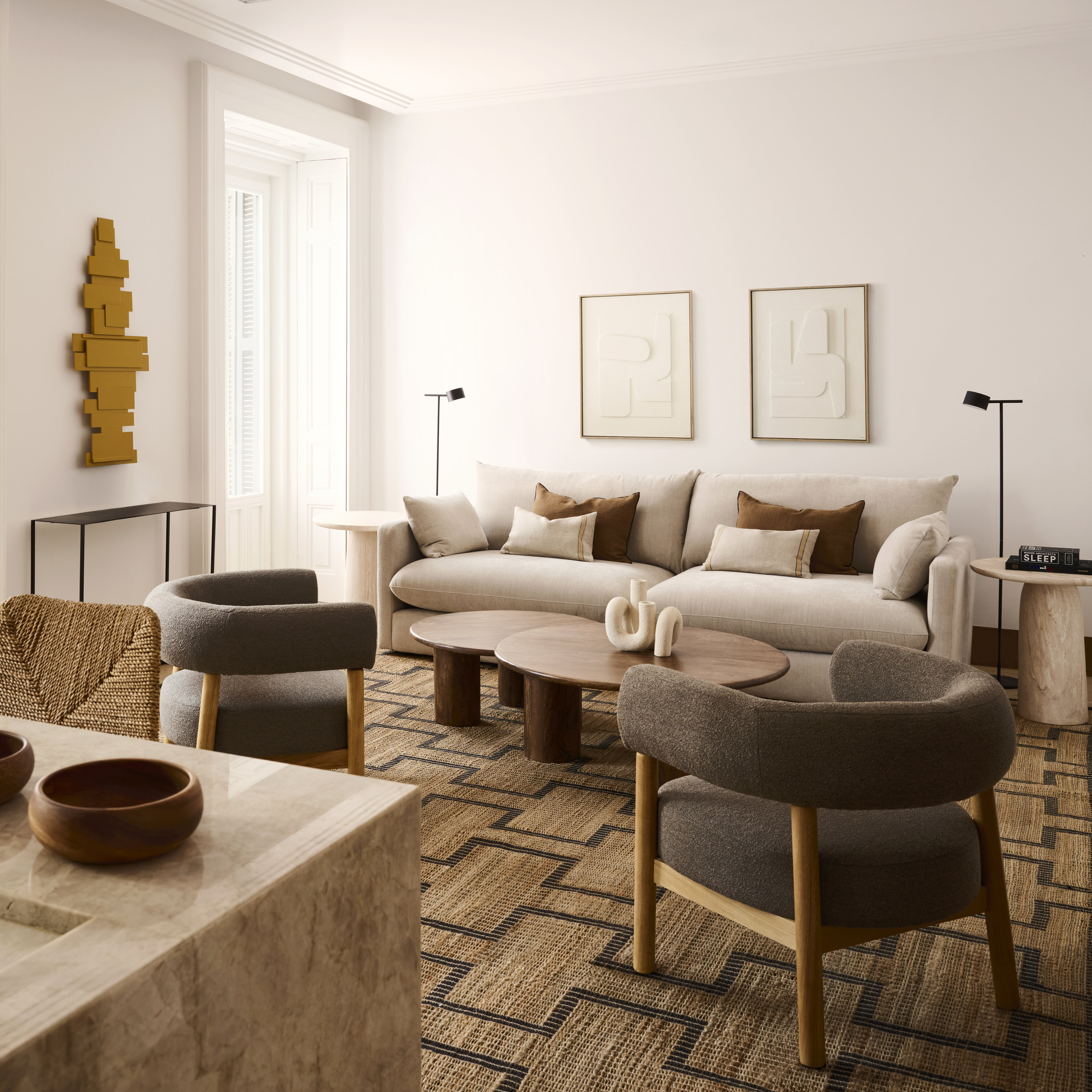 Poltrona em Tecido Bouclé Nordic Castanho-9