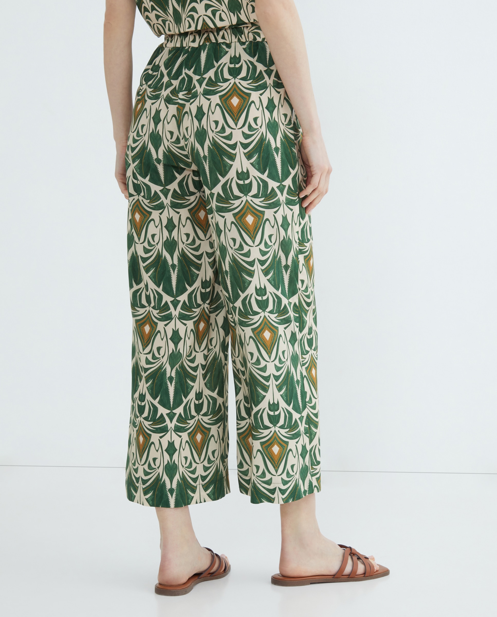 Calças Regular com Bolsos Verde-escuro-3